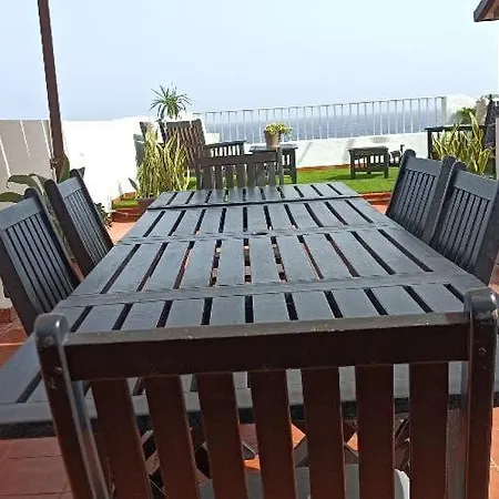Mirando Al Mar Tenerife * 칸델라리아